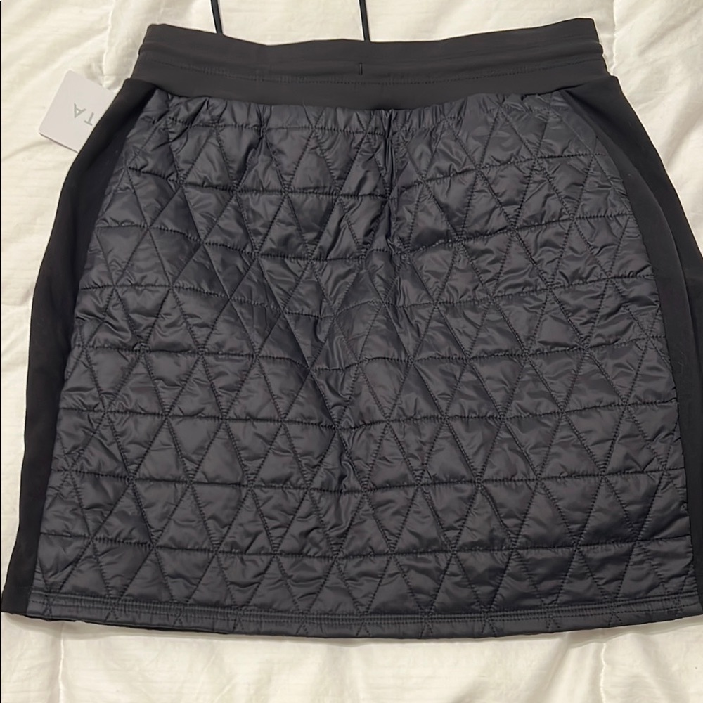 Quilted Black Skirt - Picture 3 of 4